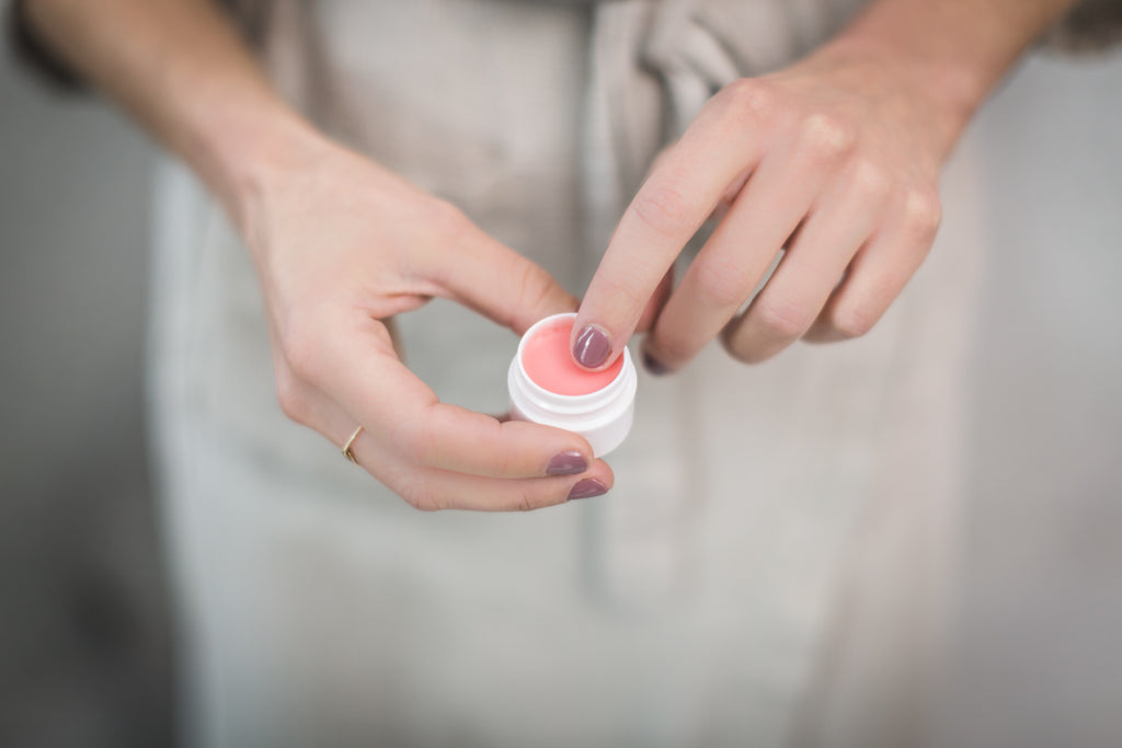 How to make lip balm